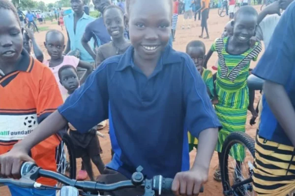 Green-Kordofan-bikeridinginYidacamp Green-Kordofan-bikeridinginYidacamp